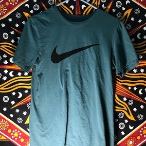 unisex Nike top